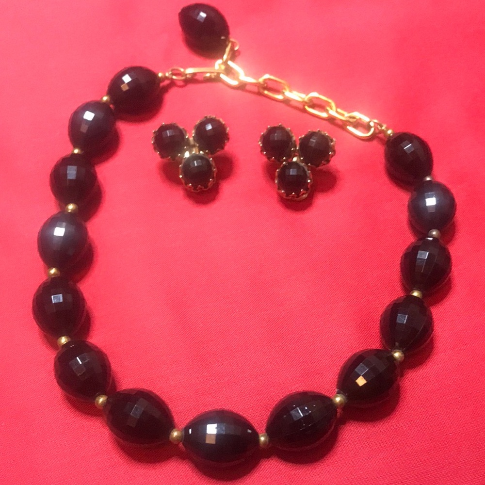 Vintage black choker & Earrings